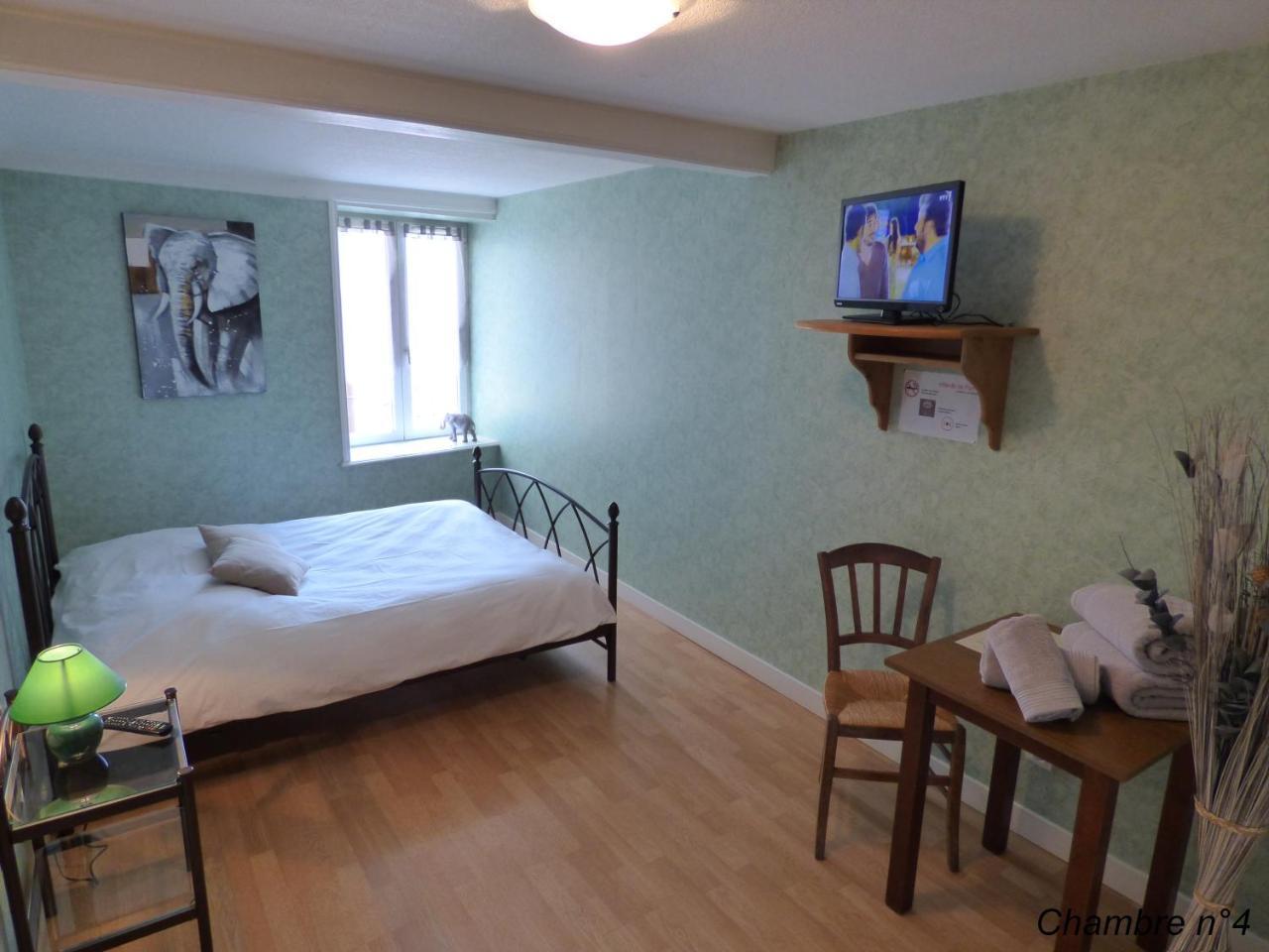 فندق Auberge Des Petits Saint-Igny-de-Vers المظهر الخارجي الصورة