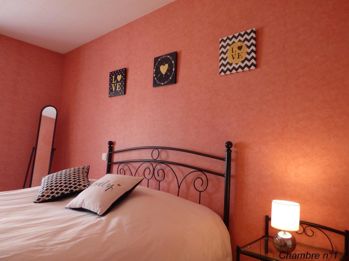فندق Auberge Des Petits Saint-Igny-de-Vers المظهر الخارجي الصورة