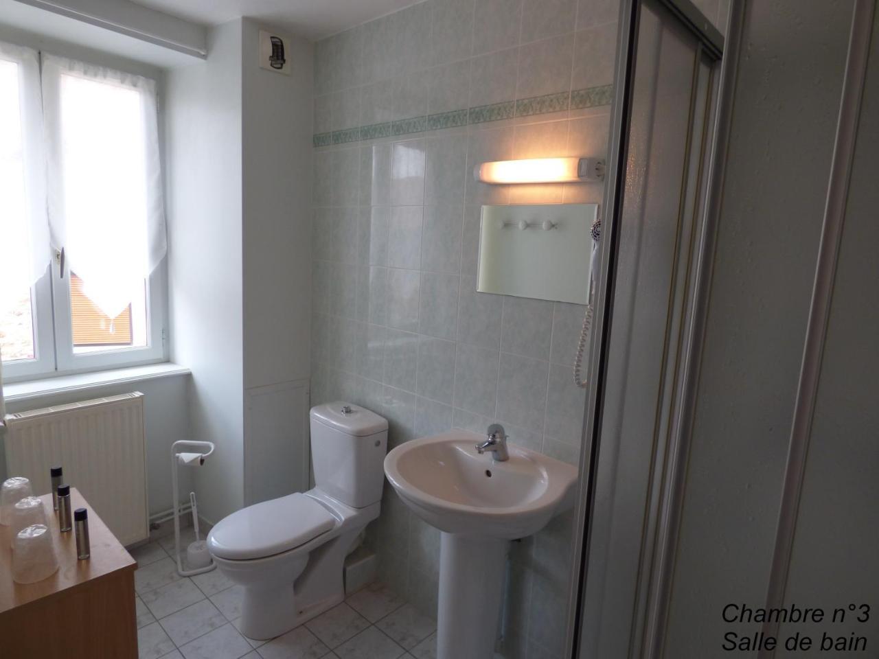 فندق Auberge Des Petits Saint-Igny-de-Vers المظهر الخارجي الصورة